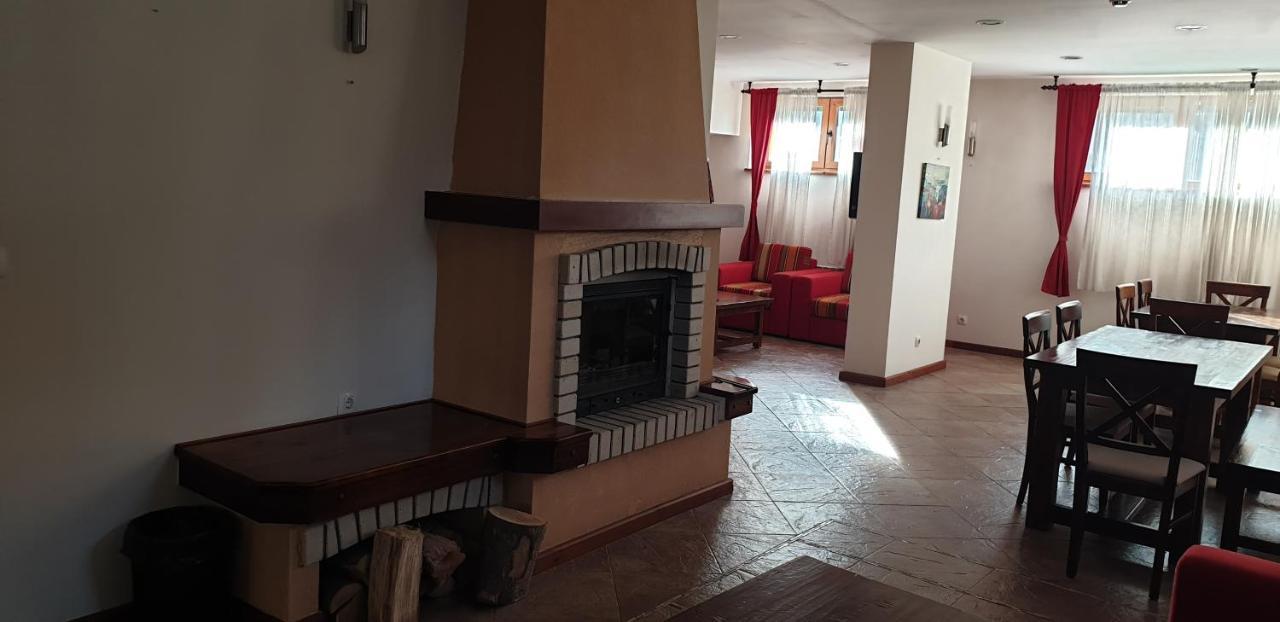 Free Spa В Св. Иван Рилски - Сладък Дом Сред Лукс Bansko Buitenkant foto