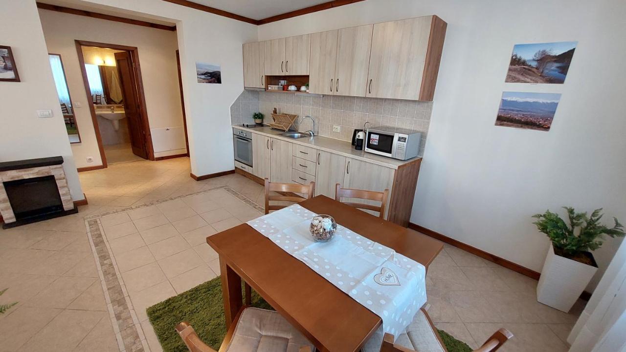 Free Spa В Св. Иван Рилски - Сладък Дом Сред Лукс Bansko Buitenkant foto